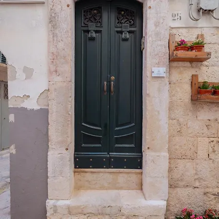 Gemma Del Sud - Centro Storico Apartman *