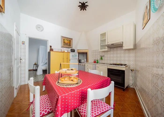 Gemma Del Sud - Centro Storico * 孔韦尔萨诺